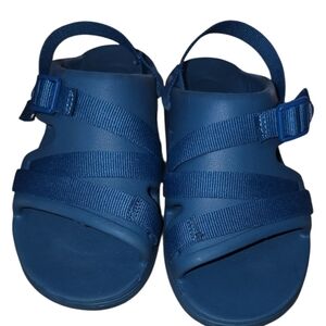 Chaco Youth Size 4.5 Deep Blue Sandals